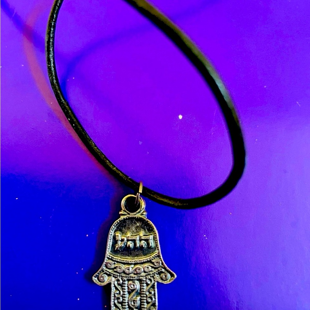 Kabbalah Hamsa Pendant Necklace-unconditionally love+road-protection blessings
